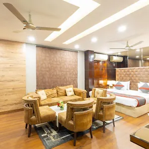 4* Отель Gold Souk - Karol Bagh